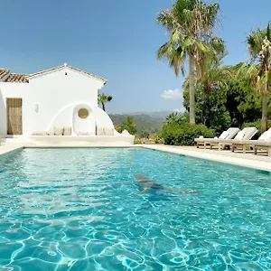 Viluz - Wellbeing Marbella Bed & Breakfast